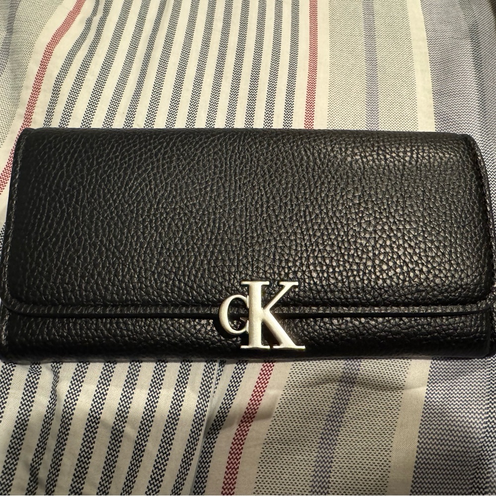 Calvin klein leather wallet